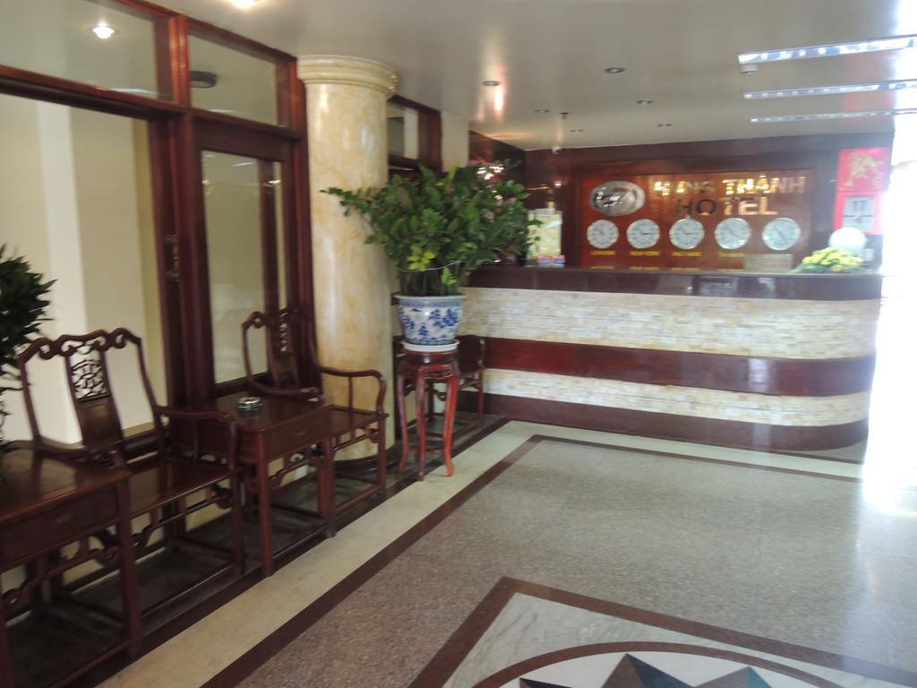 Hung Thanh Hotel 2*